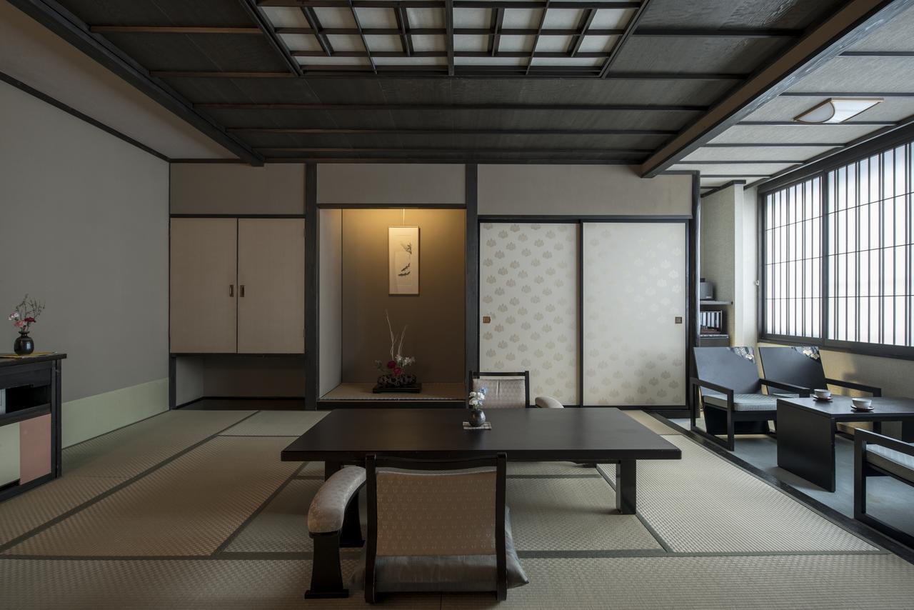Takamiya Ryokan Yamanoki Yonezawa Exterior foto